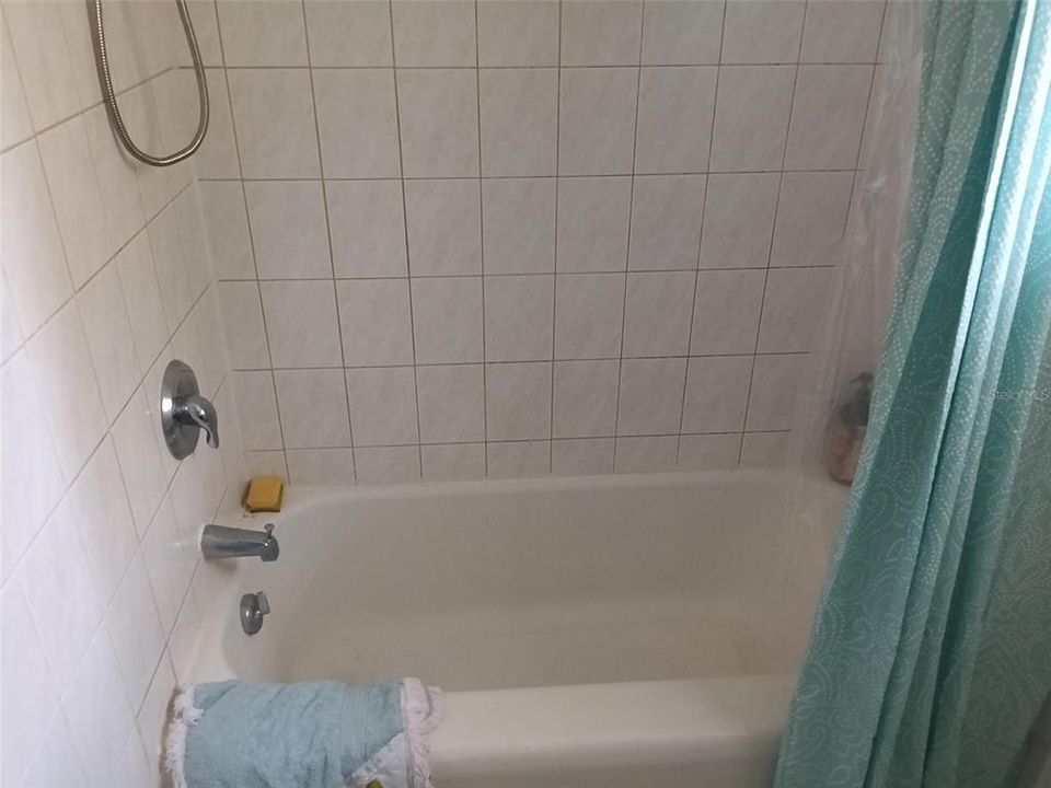 На продажу: $234,878 (3 спален, 2 ванн, 1621 Квадратных фут)