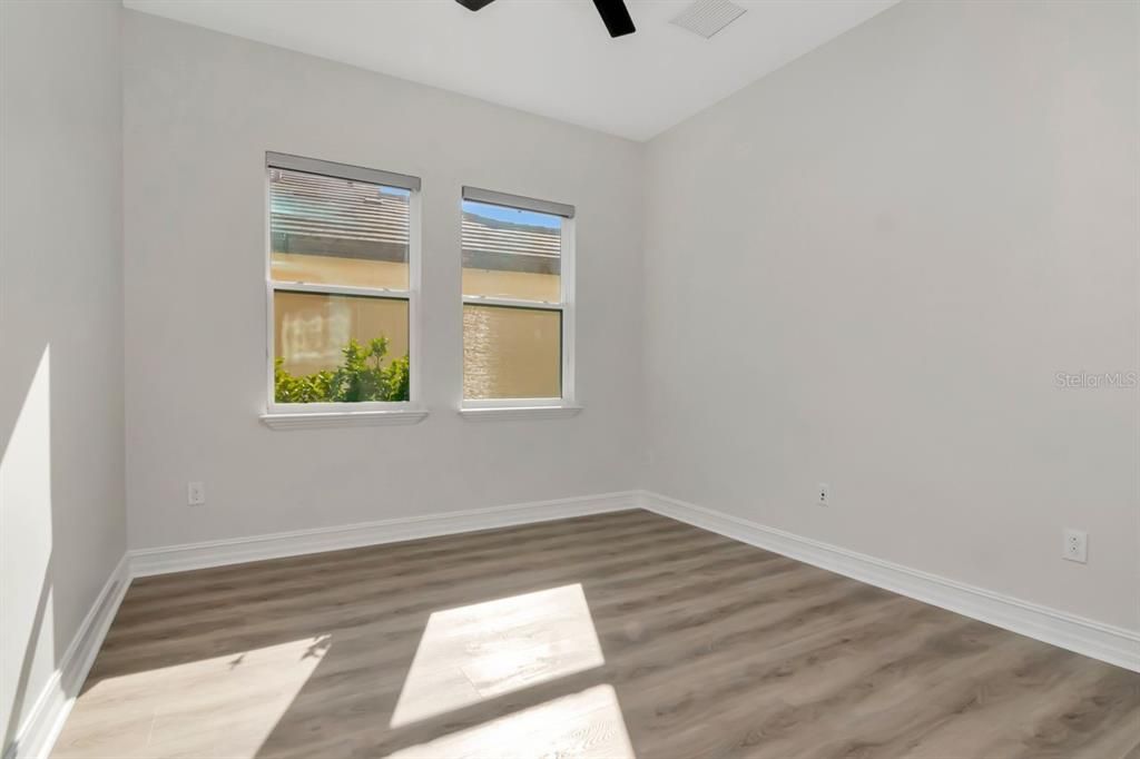 For Sale: $1,100,000 (5 beds, 4 baths, 4069 Square Feet)