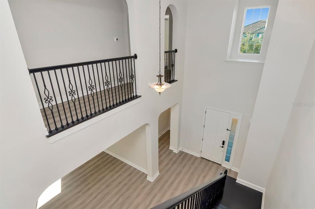 For Sale: $1,100,000 (5 beds, 4 baths, 4069 Square Feet)