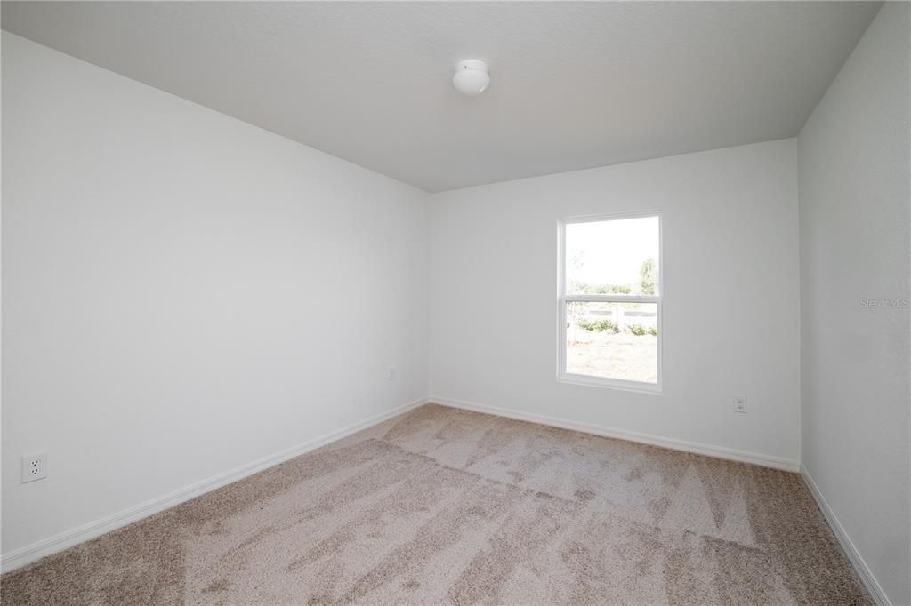 待售: $298,172 (3 贝兹, 2 浴室, 1587 平方英尺)