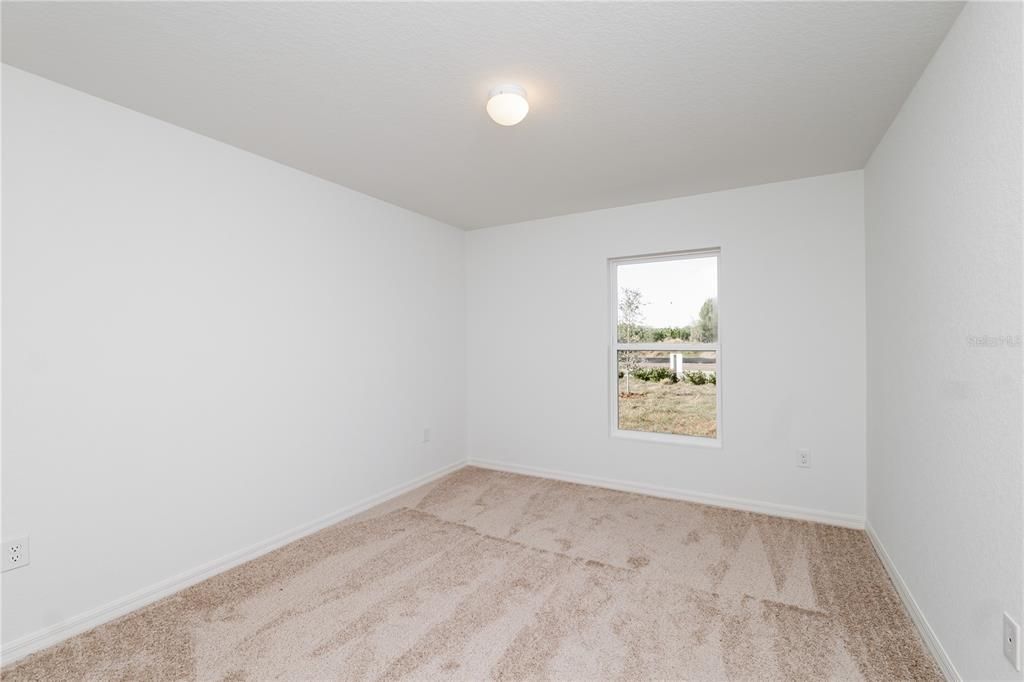 待售: $298,172 (3 贝兹, 2 浴室, 1587 平方英尺)