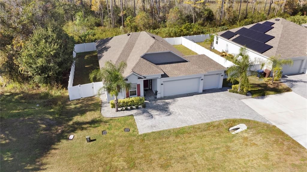 待售: $450,000 (4 贝兹, 2 浴室, 1970 平方英尺)