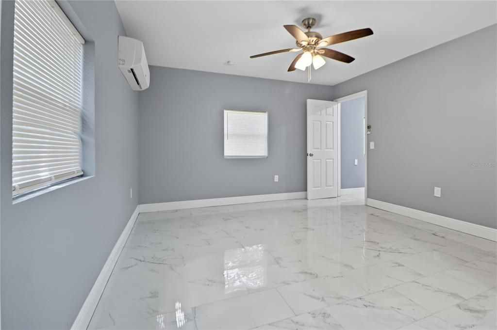 En Venta: $320,000 (3 camas, 1 baños, 1160 Pies cuadrados)