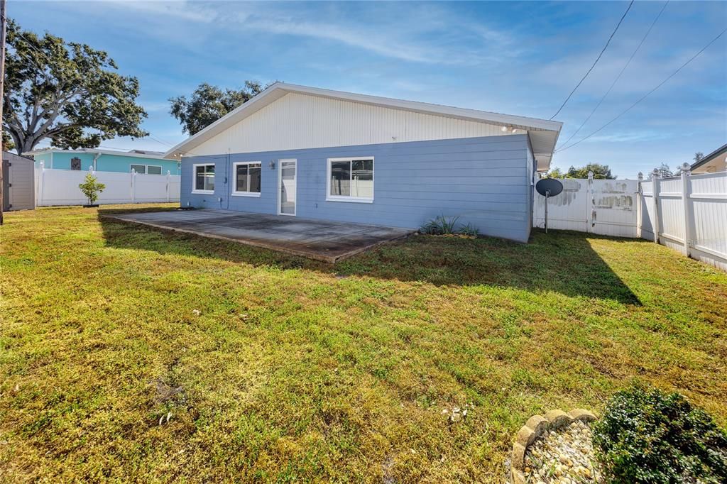 待售: $489,000 (4 贝兹, 2 浴室, 1699 平方英尺)