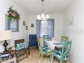 For Sale: $145,000 (2 beds, 2 baths, 1090 Square Feet)