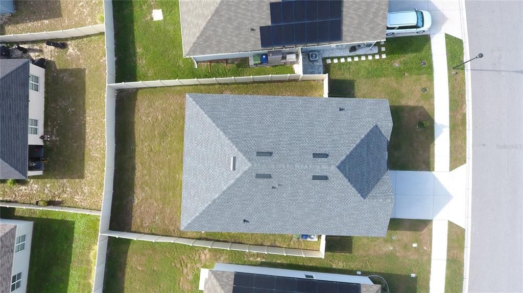 For Rent: $2,250 (3 beds, 2 baths, 1867 Square Feet)