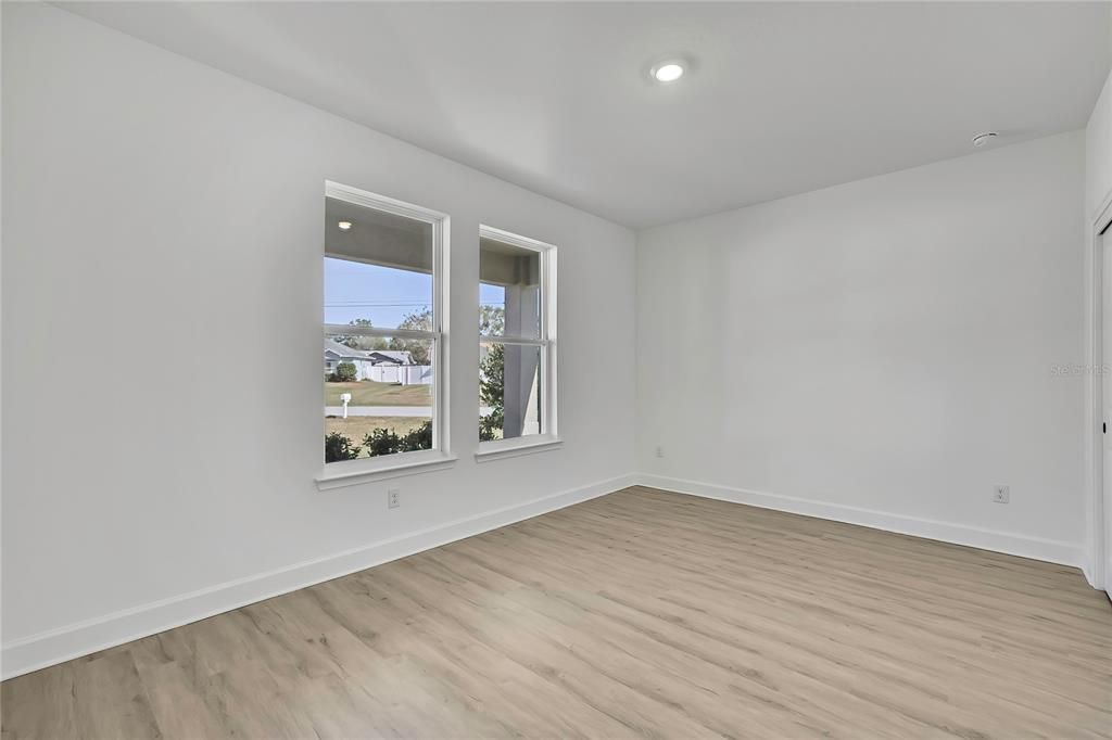 Active With Contract: $398,990 (4 beds, 3 baths, 2061 Square Feet)