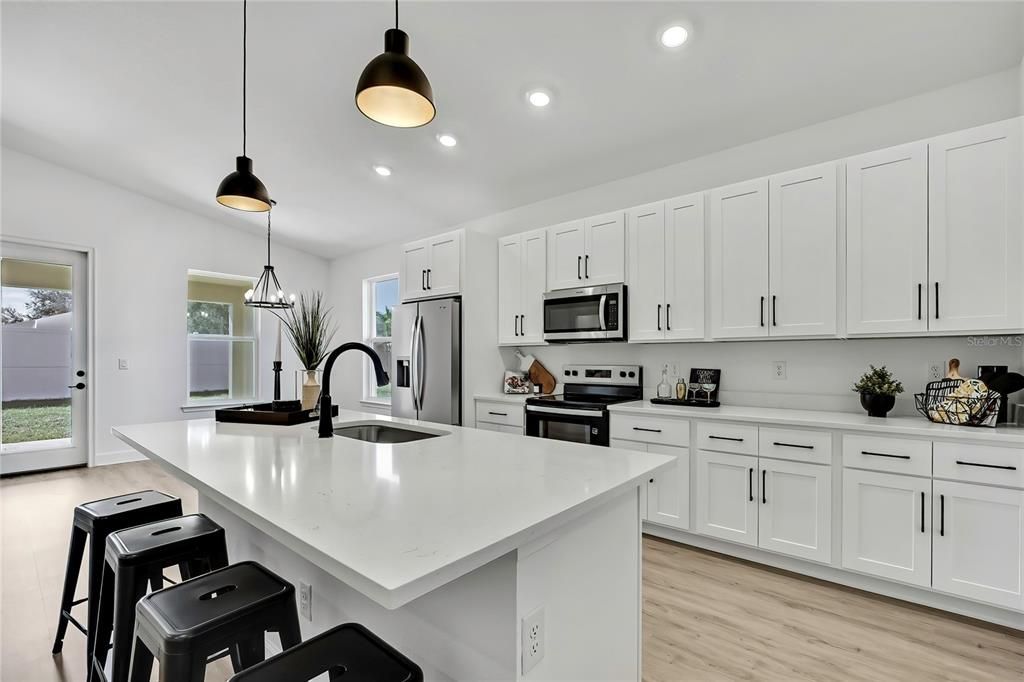 Active With Contract: $398,990 (4 beds, 3 baths, 2061 Square Feet)