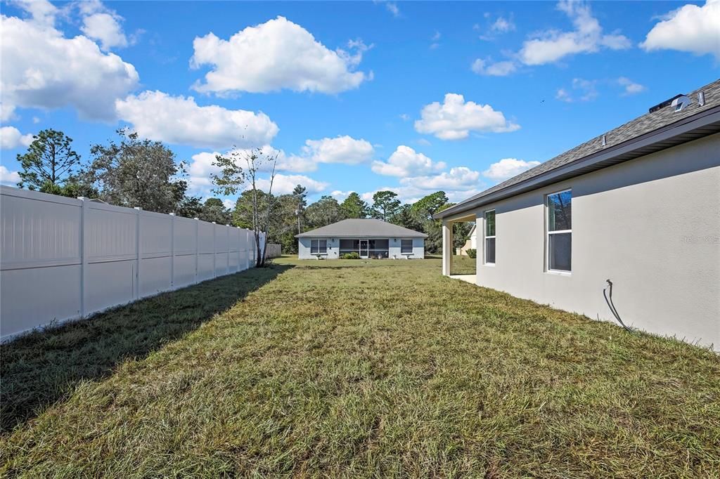 Active With Contract: $398,990 (4 beds, 3 baths, 2061 Square Feet)