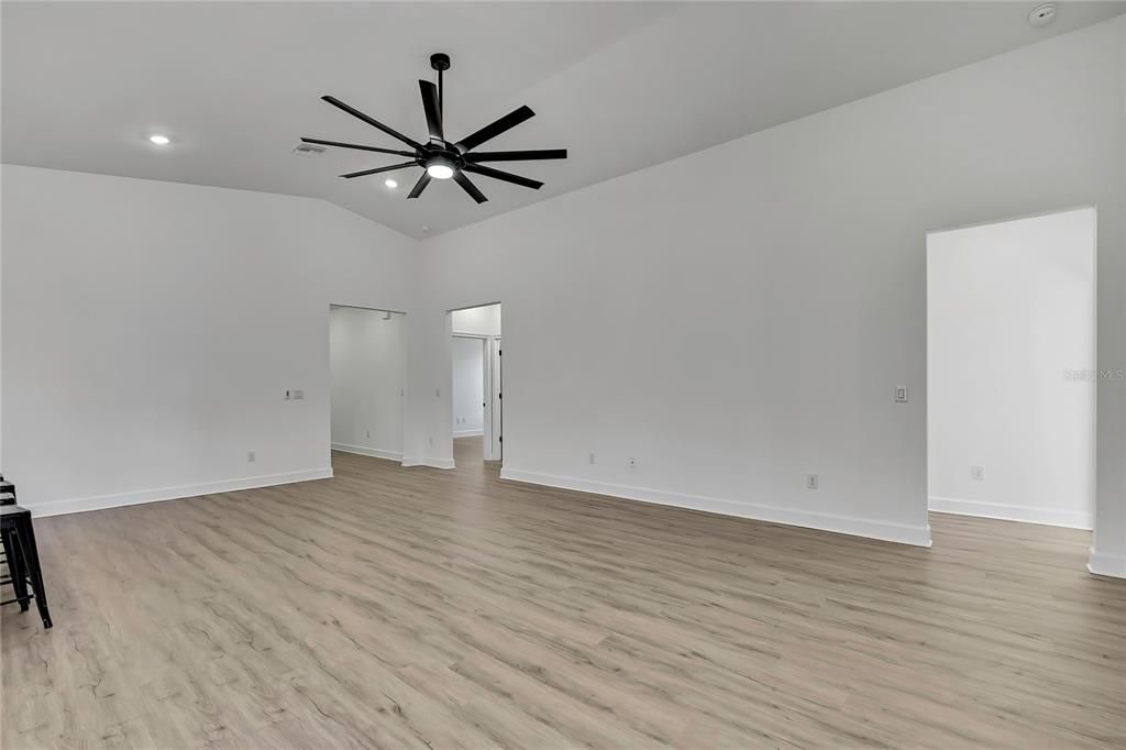 Active With Contract: $398,990 (4 beds, 3 baths, 2061 Square Feet)