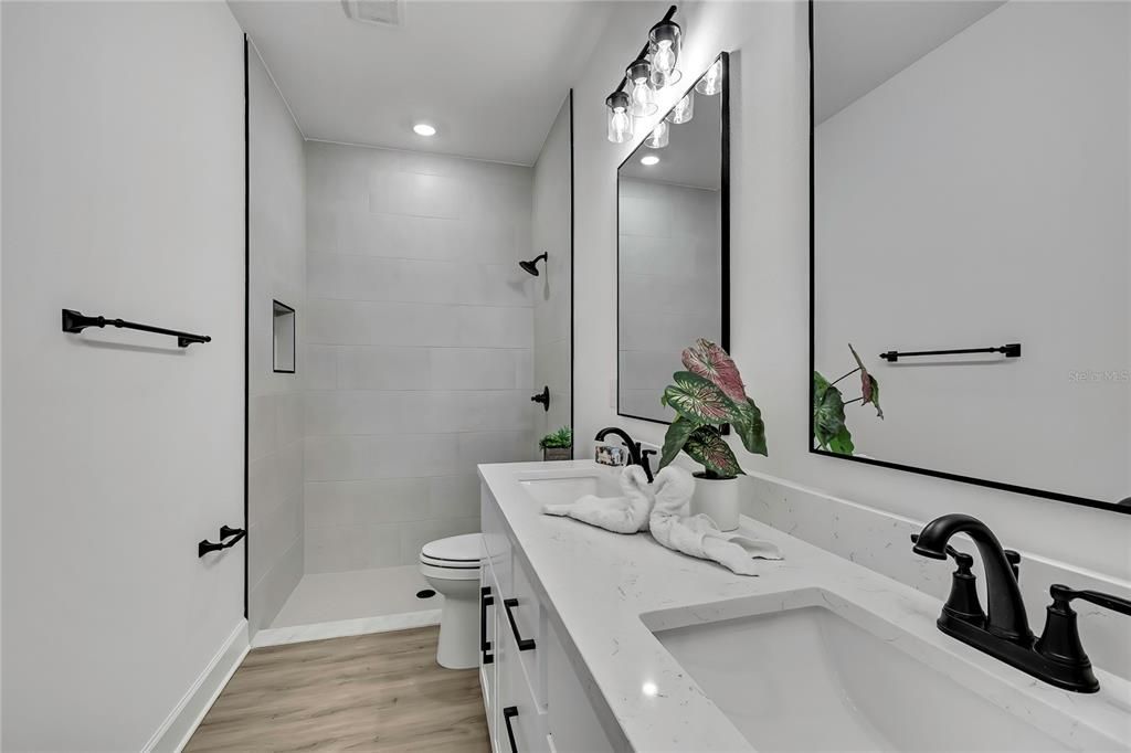 Active With Contract: $398,990 (4 beds, 3 baths, 2061 Square Feet)