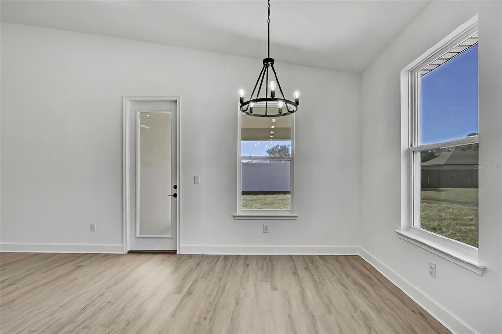 Active With Contract: $398,990 (4 beds, 3 baths, 2061 Square Feet)