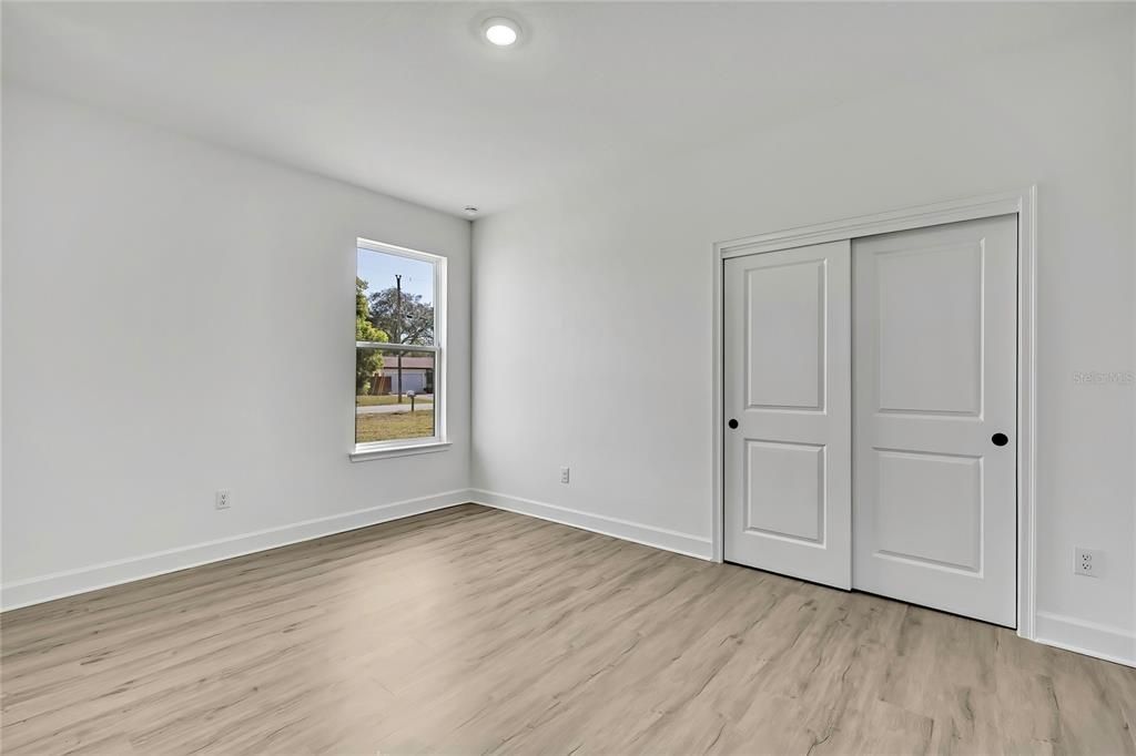 Active With Contract: $398,990 (4 beds, 3 baths, 2061 Square Feet)