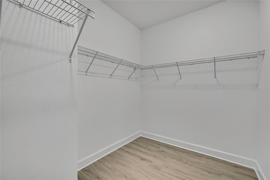 Active With Contract: $398,990 (4 beds, 3 baths, 2061 Square Feet)