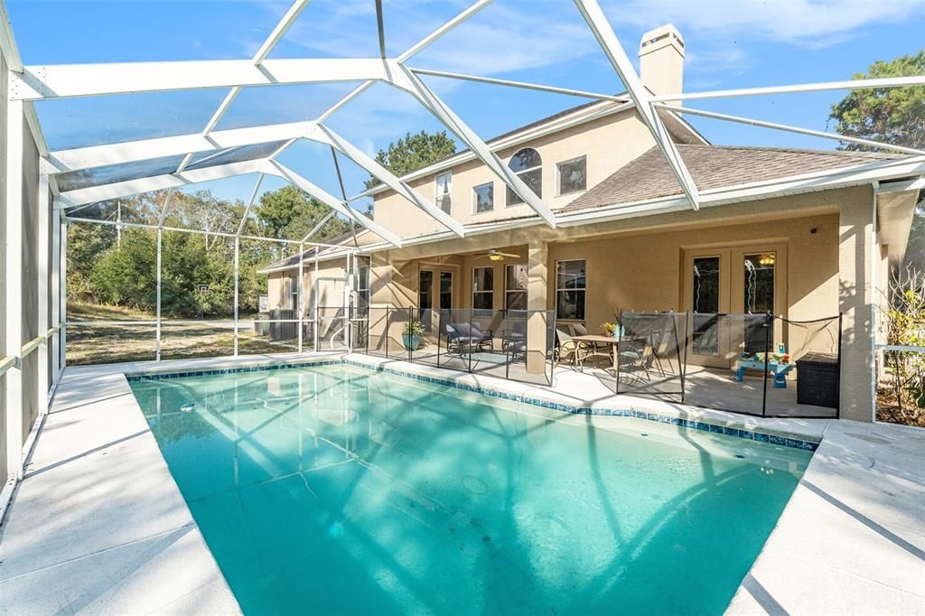 На продажу: $650,000 (5 спален, 4 ванн, 3290 Квадратных фут)