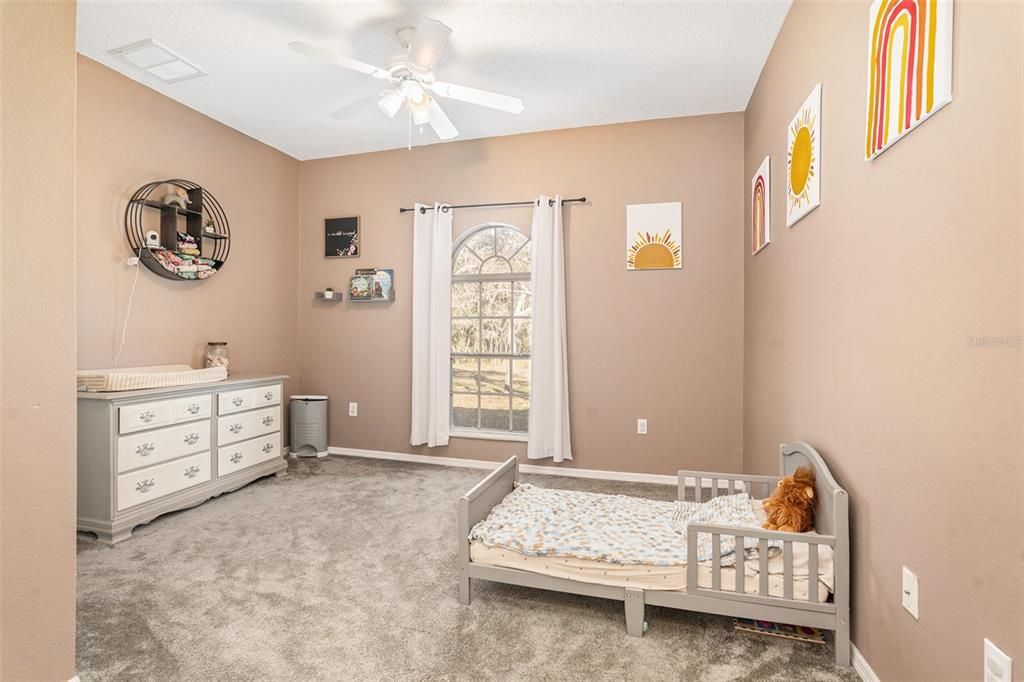 На продажу: $650,000 (5 спален, 4 ванн, 3290 Квадратных фут)