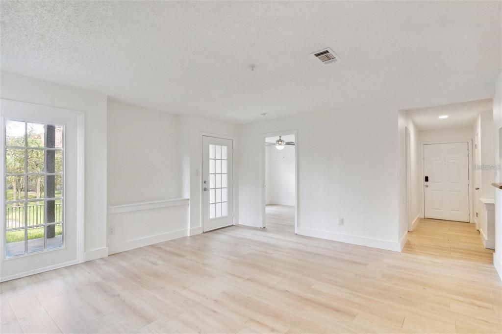 For Rent: $1,600 (2 beds, 2 baths, 962 Square Feet)