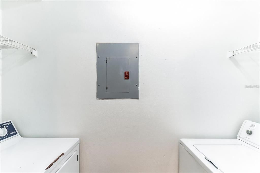 For Rent: $1,600 (2 beds, 2 baths, 962 Square Feet)