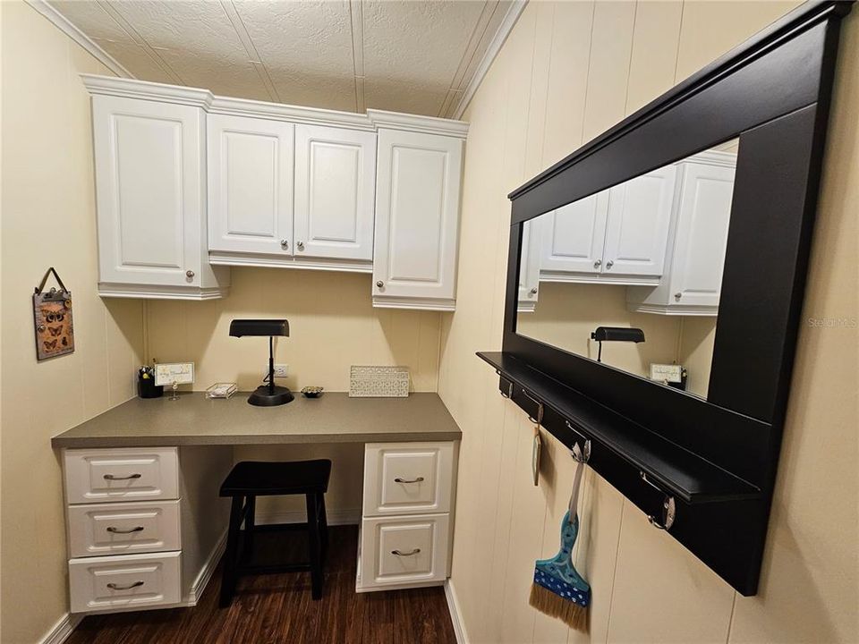 For Sale: $252,900 (2 beds, 2 baths, 1128 Square Feet)