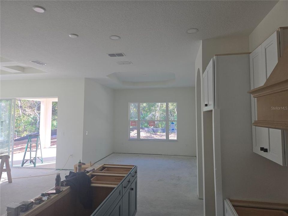 For Sale: $679,900 (3 beds, 3 baths, 2620 Square Feet)