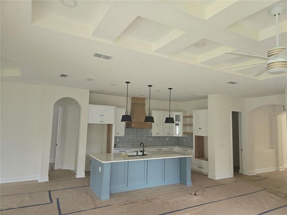 На продажу: $679,900 (3 спален, 3 ванн, 2620 Квадратных фут)