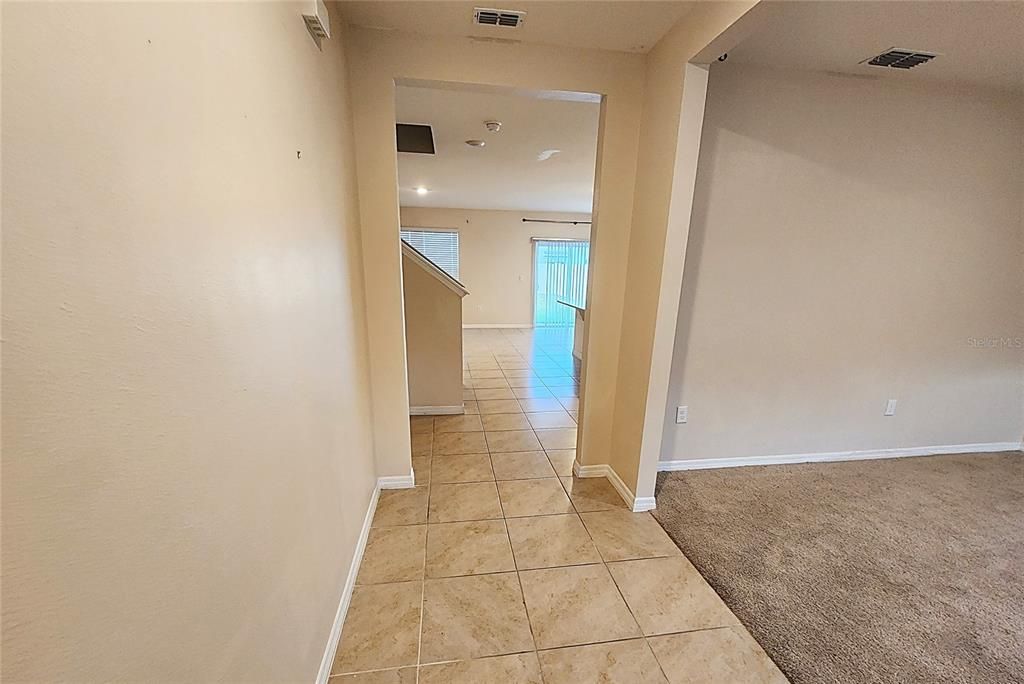 出租: $2,500 (5 贝兹, 3 浴室, 2674 平方英尺)