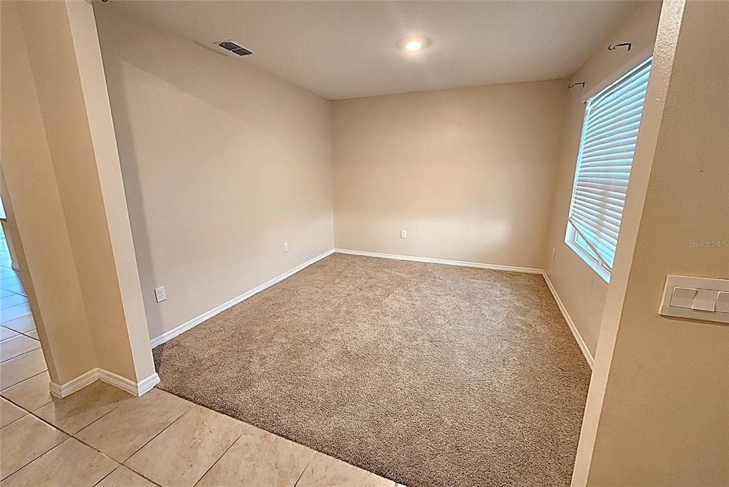 出租: $2,500 (5 贝兹, 3 浴室, 2674 平方英尺)