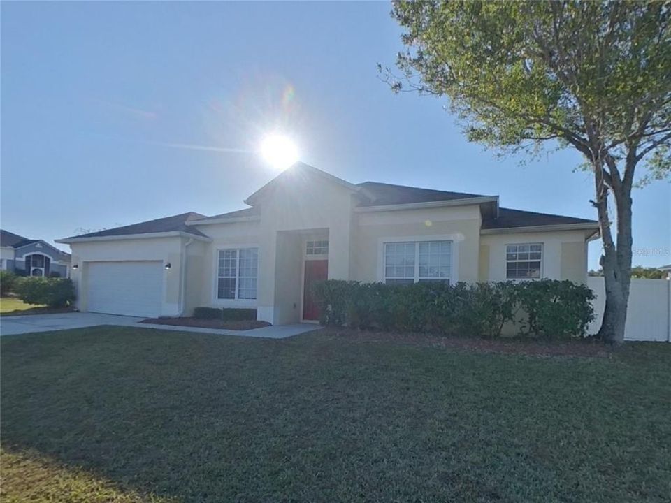 出租: $2,279 (3 贝兹, 2 浴室, 2046 平方英尺)