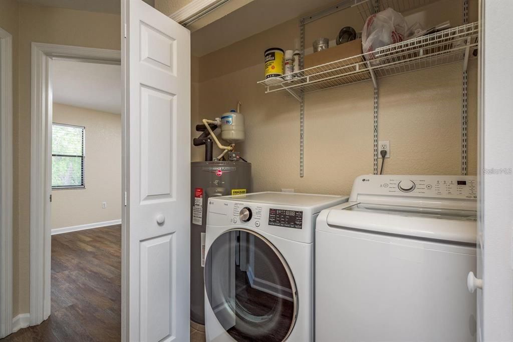 出租: $2,200 (3 贝兹, 2 浴室, 1155 平方英尺)