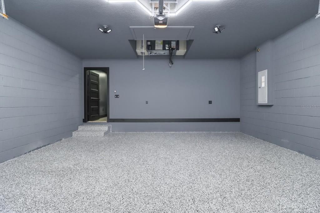 For Sale: $449,999 (3 beds, 2 baths, 1710 Square Feet)