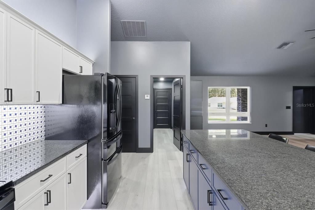 For Sale: $449,999 (3 beds, 2 baths, 1710 Square Feet)