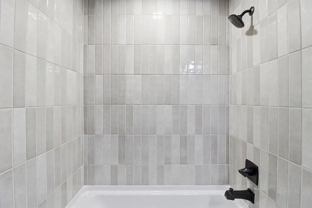 For Sale: $449,999 (3 beds, 2 baths, 1710 Square Feet)