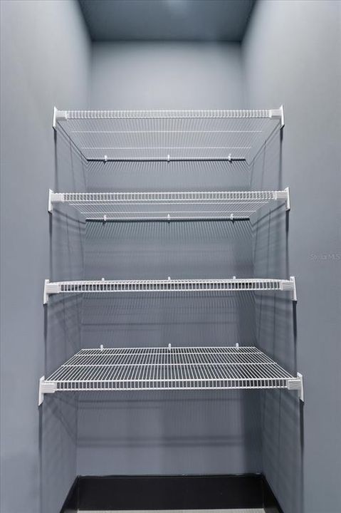 For Sale: $449,999 (3 beds, 2 baths, 1710 Square Feet)