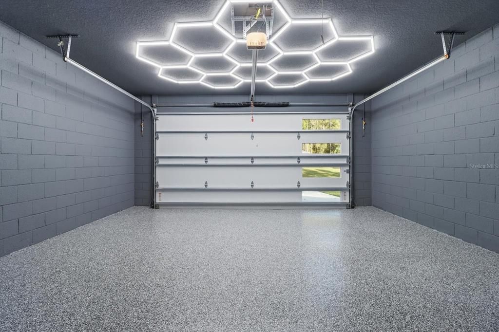 For Sale: $449,999 (3 beds, 2 baths, 1710 Square Feet)