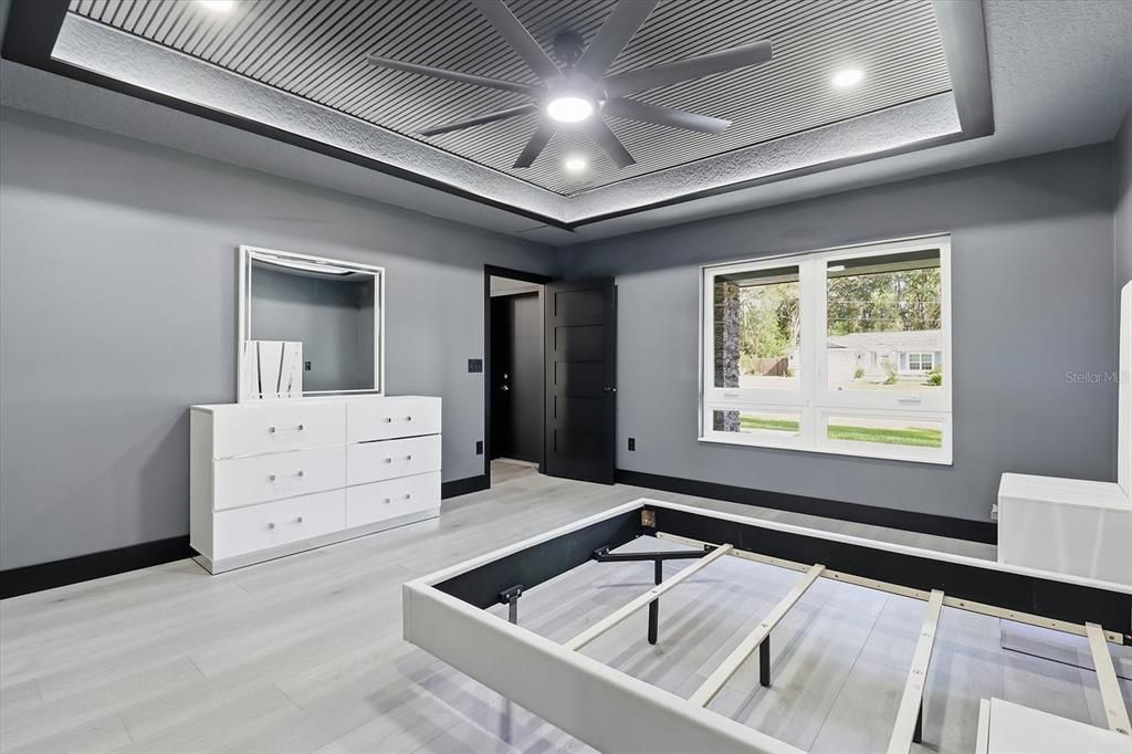 For Sale: $449,999 (3 beds, 2 baths, 1710 Square Feet)