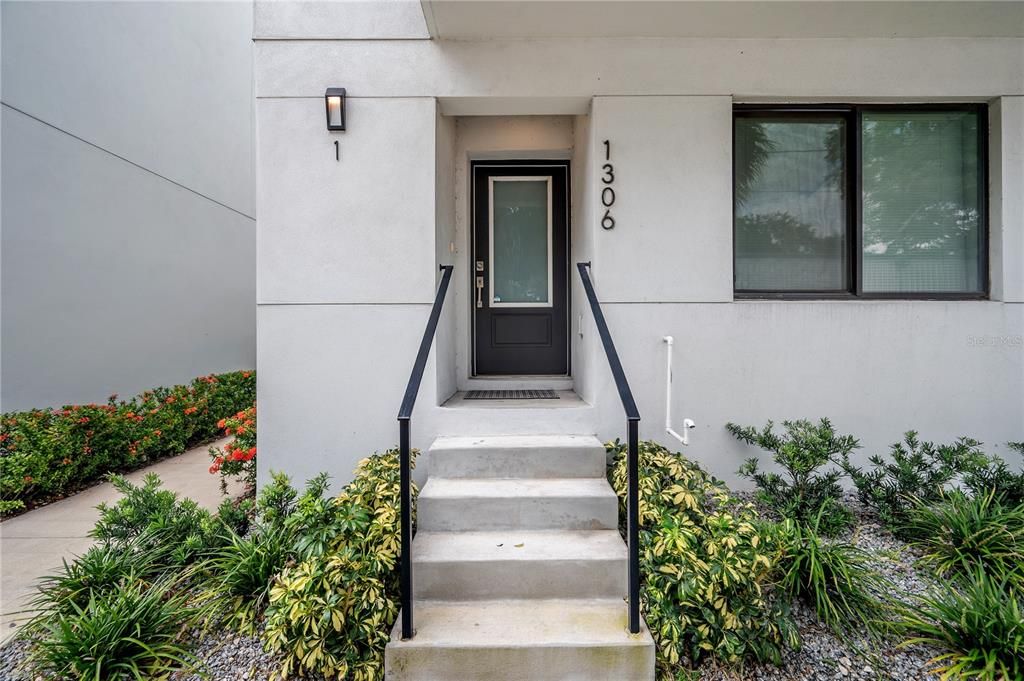 На продажу: $669,000 (3 спален, 2 ванн, 1778 Квадратных фут)