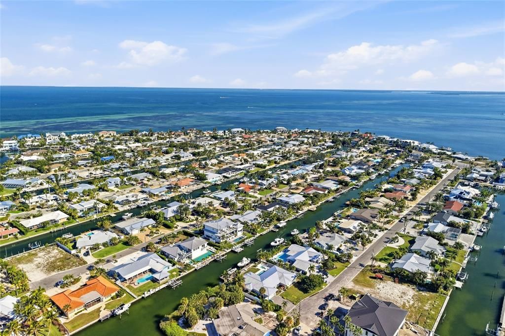 For Sale: $4,250,000 (4 beds, 5 baths, 3788 Square Feet)