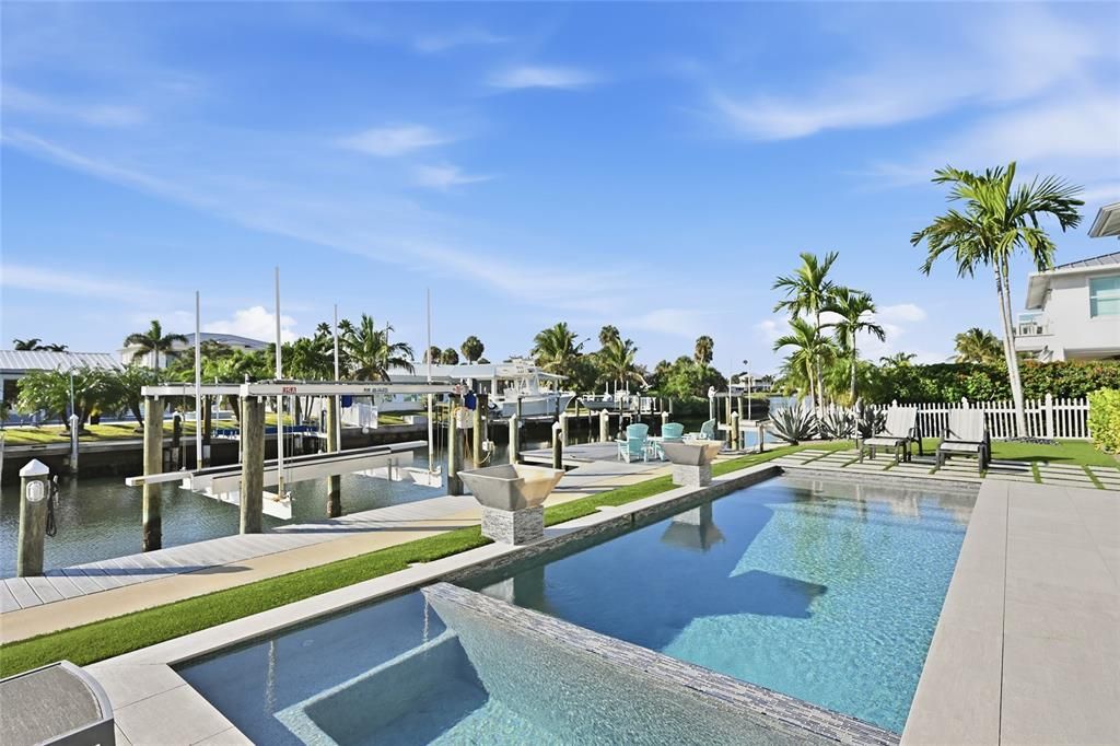 For Sale: $4,250,000 (4 beds, 5 baths, 3788 Square Feet)