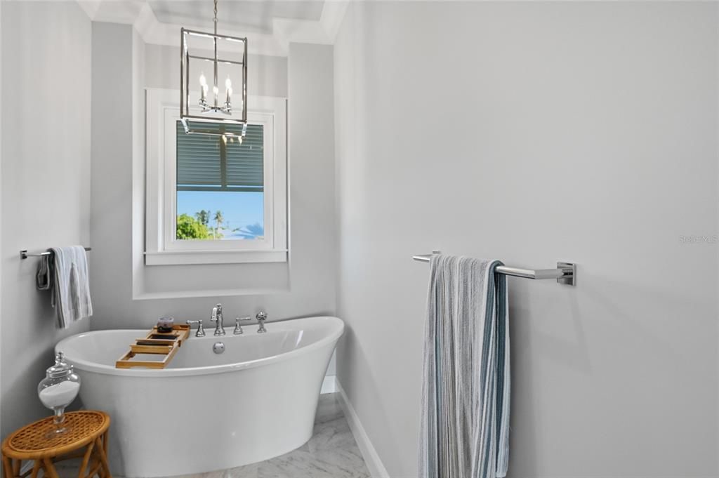 For Sale: $4,250,000 (4 beds, 5 baths, 3788 Square Feet)