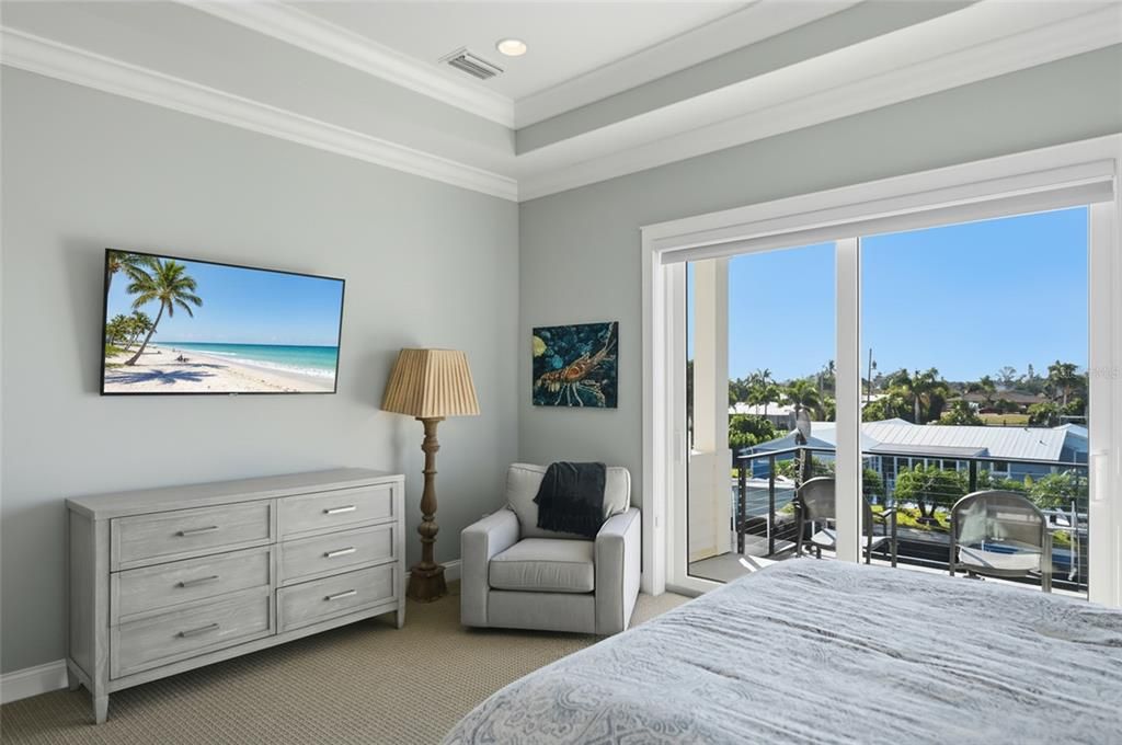 For Sale: $4,250,000 (4 beds, 5 baths, 3788 Square Feet)