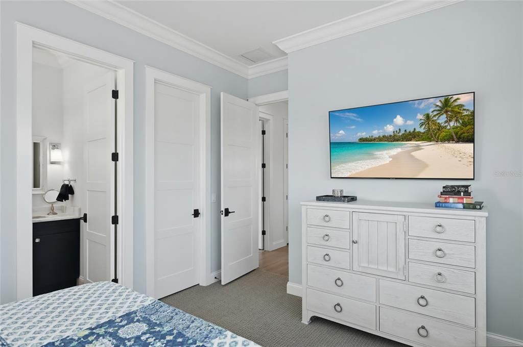 For Sale: $4,250,000 (4 beds, 5 baths, 3788 Square Feet)