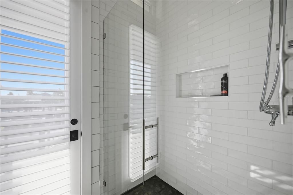 For Sale: $4,250,000 (4 beds, 5 baths, 3788 Square Feet)