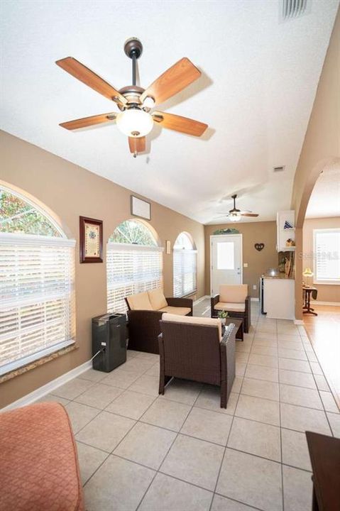 For Sale: $449,900 (3 beds, 2 baths, 2176 Square Feet)