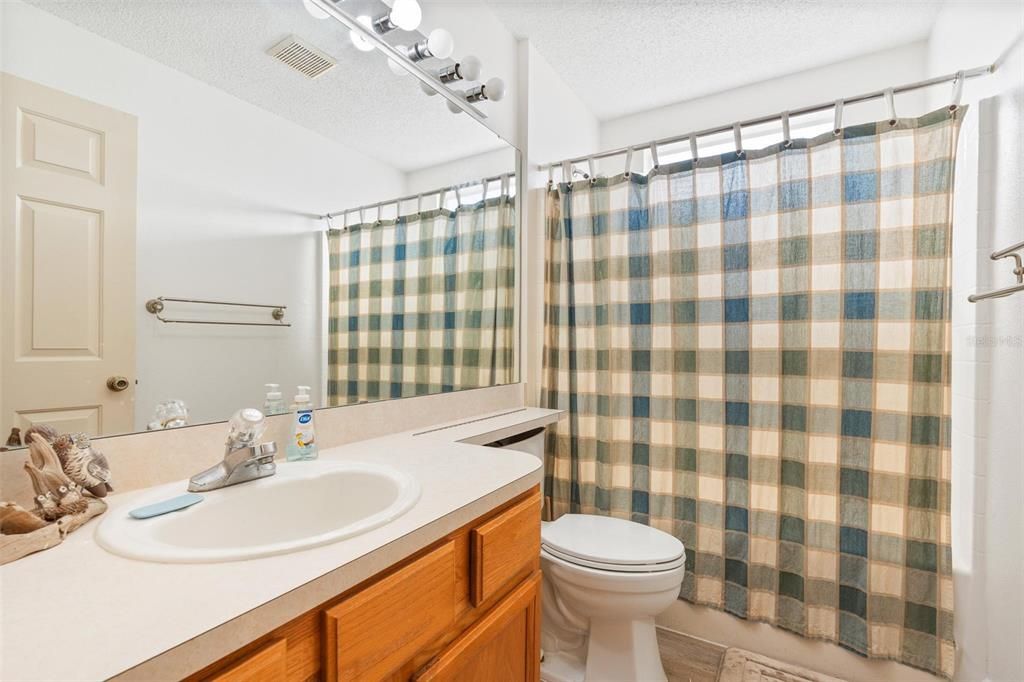 En Venta: $274,900 (2 camas, 2 baños, 1501 Pies cuadrados)