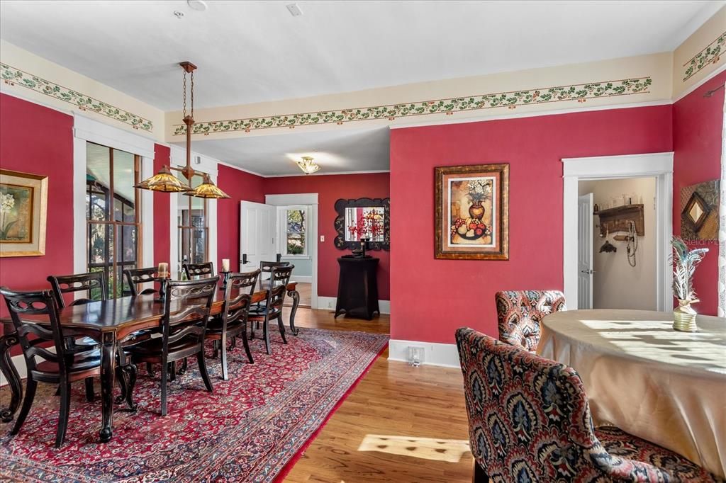 En Venta: $1,650,000 (6 camas, 7 baños, 5614 Pies cuadrados)