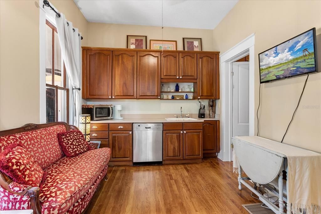 En Venta: $1,650,000 (6 camas, 7 baños, 5614 Pies cuadrados)