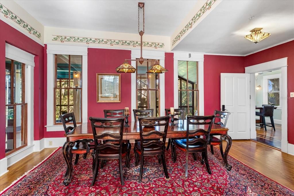 En Venta: $1,650,000 (6 camas, 7 baños, 5614 Pies cuadrados)