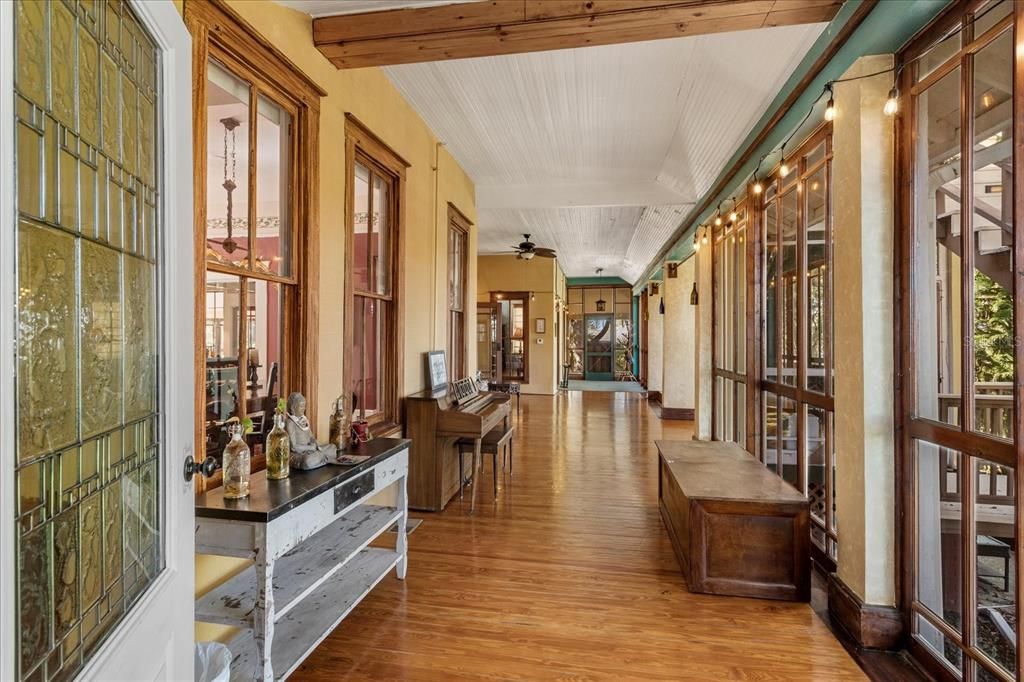 En Venta: $1,650,000 (6 camas, 7 baños, 5614 Pies cuadrados)