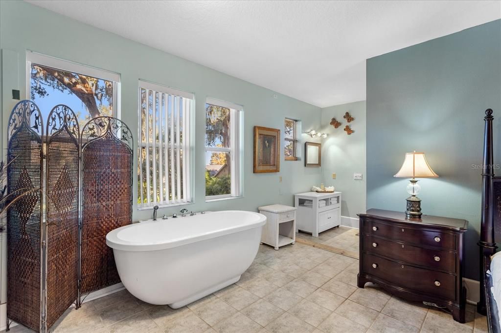 En Venta: $1,650,000 (6 camas, 7 baños, 5614 Pies cuadrados)