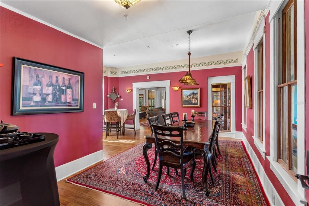 En Venta: $1,650,000 (6 camas, 7 baños, 5614 Pies cuadrados)